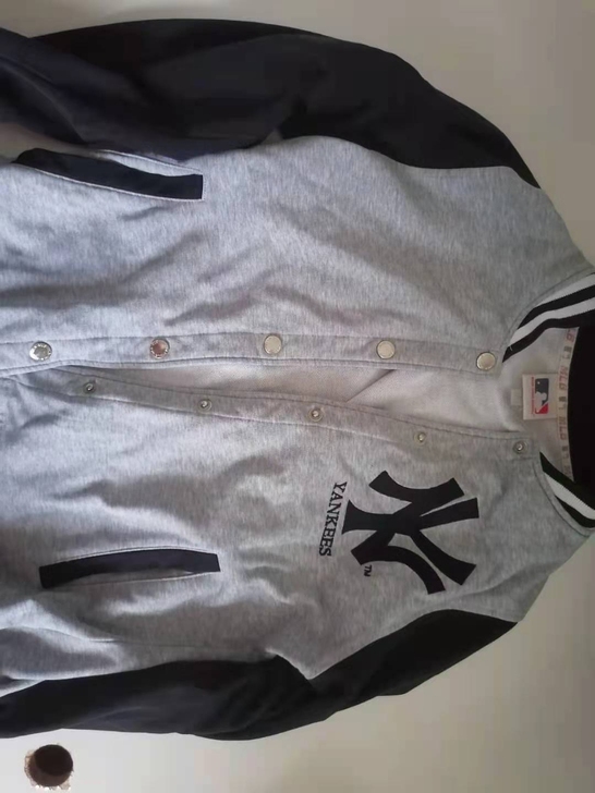 mlb正品棒球服，全新，因为小了不适合，便...