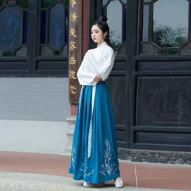 古风古风新款女汉服交领武侠风九尾内搭古装男...