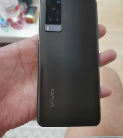 vivo X60 8+4+256 9.9新...