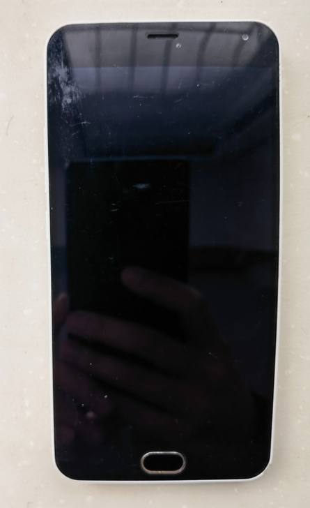 魅族魅蓝note2，2+16g，机器95新...