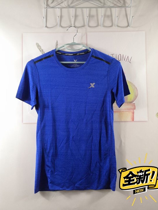 全新正品特步男子运动短袖速干衣S尺码118...