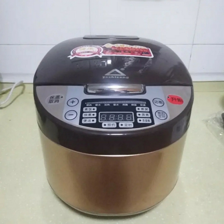 出电饭煲电饭锅家用全新没有使用，仅仅打开包...