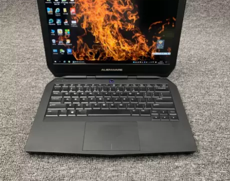 外星人Alienware 游戏本 13寸...