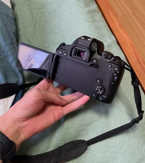 佳能850D，99新，快门次数正好1000...