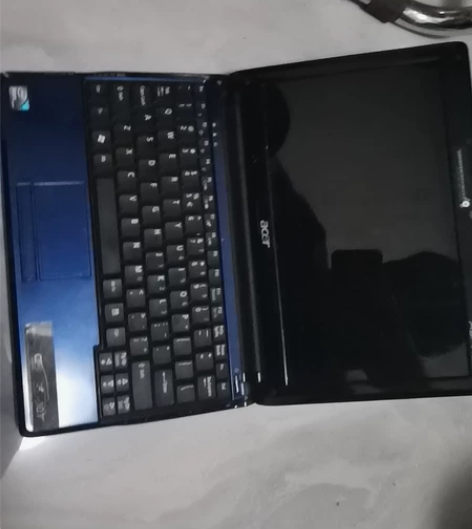 九成新Acer Aspire One 处理...