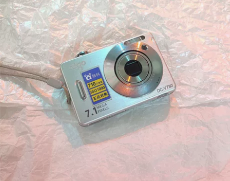 爱国者v780 780w像素,3倍光学变焦...