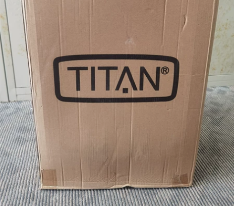 德国TITAN行李箱正品,全新未拆封,有需...