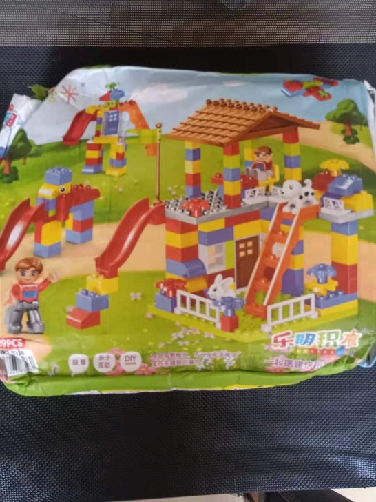 乐明积木,89pcs全新,外包装变形
