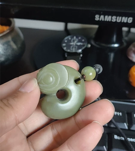 和田青玉古龙,1.6-3.1-3.7,微透...