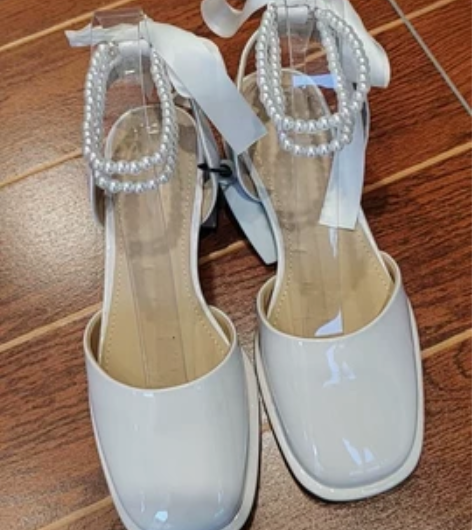 爱依服特价玛丽珍鞋,特价秒杀,35-39码...