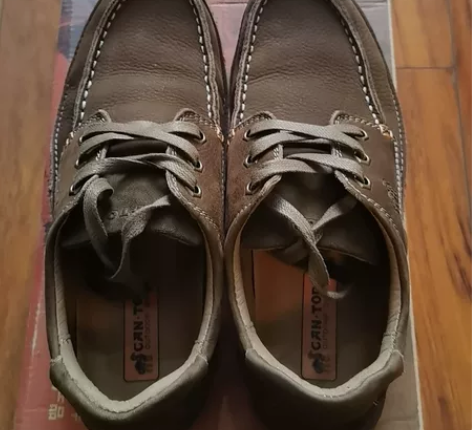 肯拓普骆驼磨砂皮休闲鞋,穿过一两次,基本没...