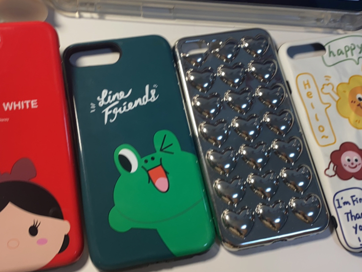 7p手机壳 4个 20元 可小刀