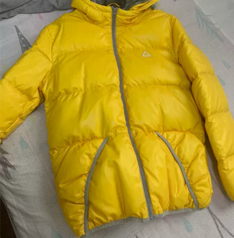 羽绒服黄色 男士S码 40包邮 转给需要...