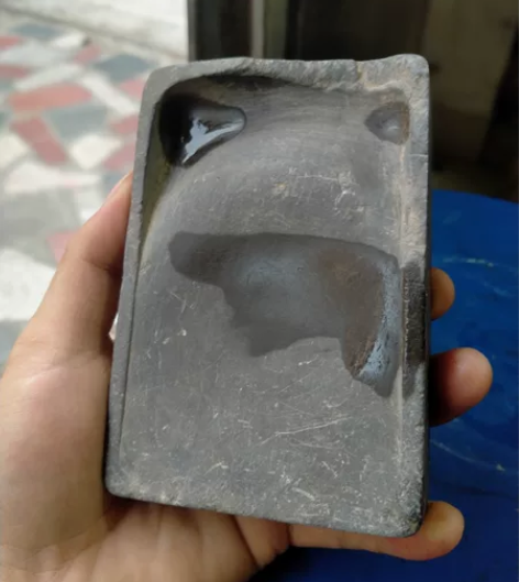 清代文人端砚,品相如图,石质一流,小磕皮,...