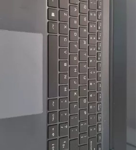 自用机械革命s1pro，8代i5，8g运行...