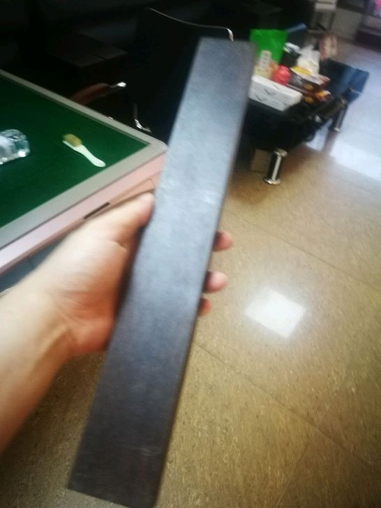 红木镇纸忍痛割爱，求缘人。