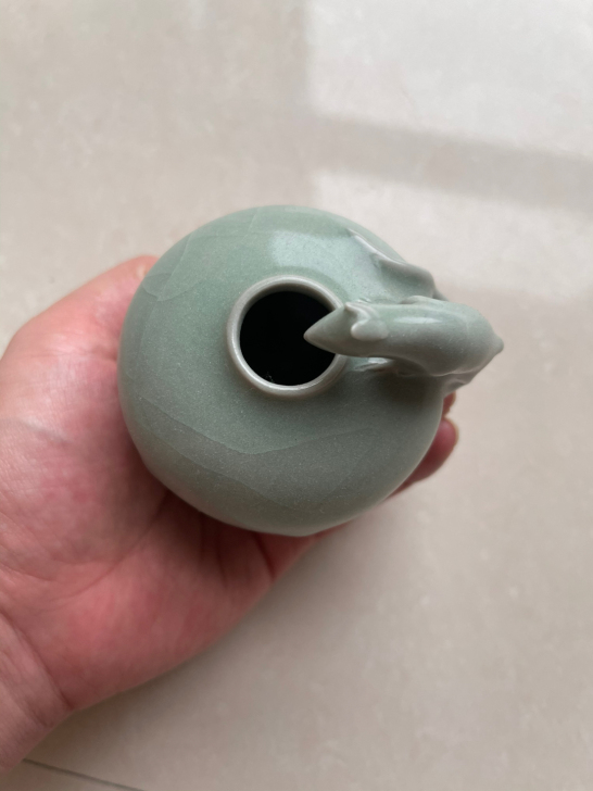 宋代龙泉水盂全品，高8cm
