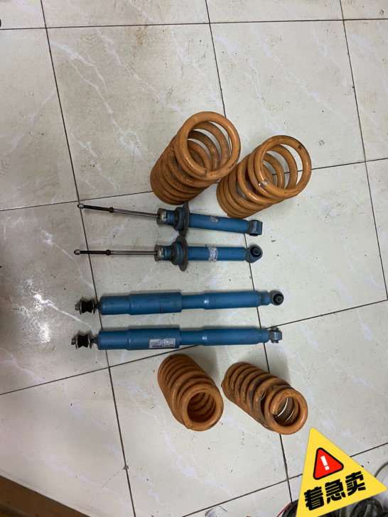 04年陆地巡洋舰LC100用的!车还原素车...
