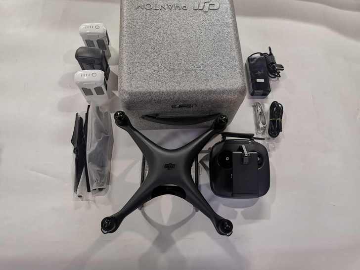 99新大疆Phantom4Pro(暗夜双电...