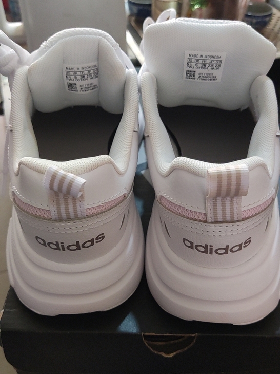 Adidas阿迪达斯官网女鞋专柜正品运动鞋...