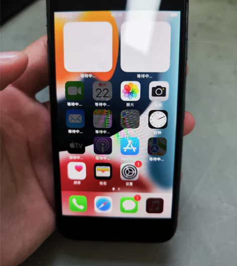苹果8,黑色,国行正品,64g成色很好,无...