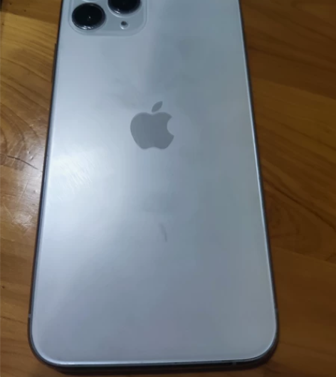 帮女朋友转卖自用苹果11pro 64G 手...