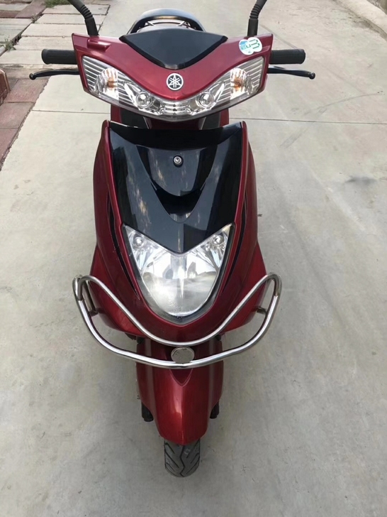 二手摩托车雅马哈讯鹰125cc，全车原版原...