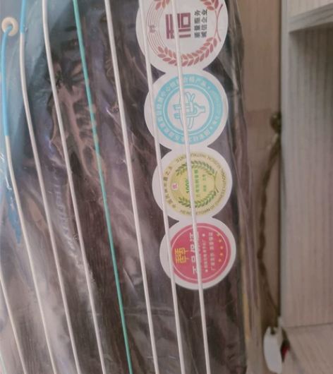 现有一台全新古筝,因买回给孩子学,孩子不学...