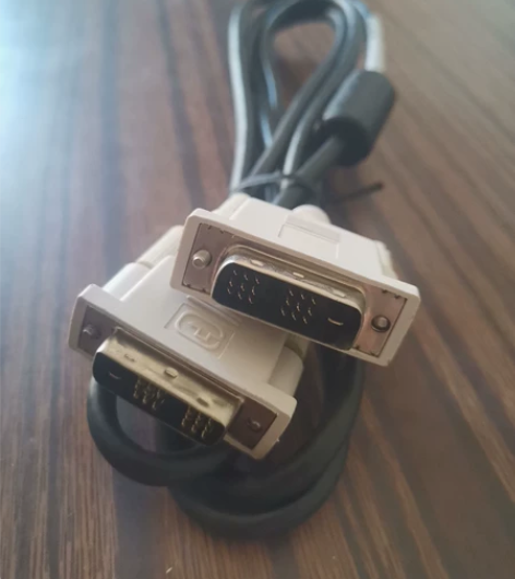 双头Dvi线，18+1 全新，未使用，箱底...