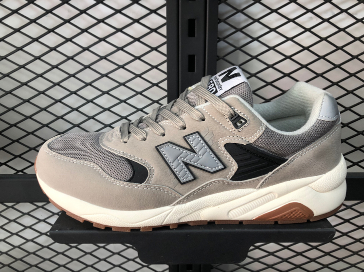 NB580元祖灰实体店到期特价清仓处理春秋...
