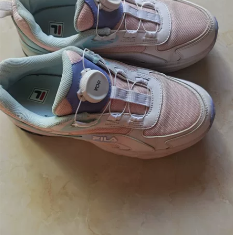 斐乐fila童鞋4y36码23厘米，正品。...