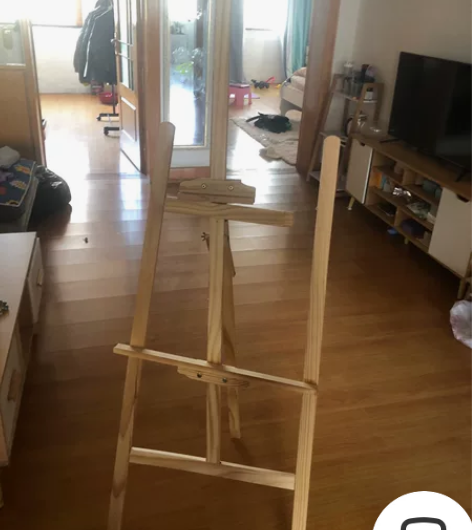 全新的画架20一个。需要自提。 感兴趣的话...