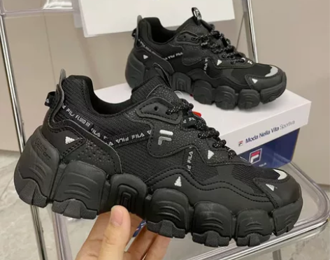 斐乐猫爪鞋三代 超级火热的猫爪三代,户外与...