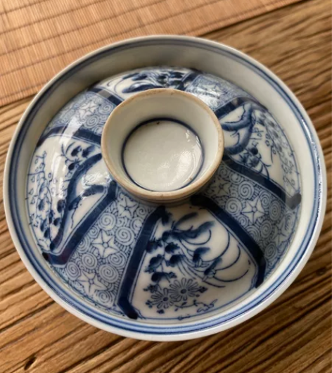 老青花盖碗,高6厘米,宽11厘米,一个完美...