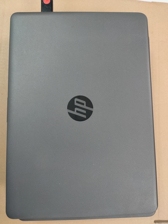惠普hp 240 G2,I3六代,8g四代...