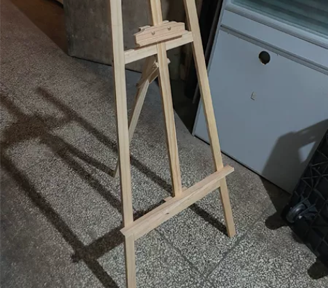 出个展架,画架,实物拍摄,自提。 感兴趣的...