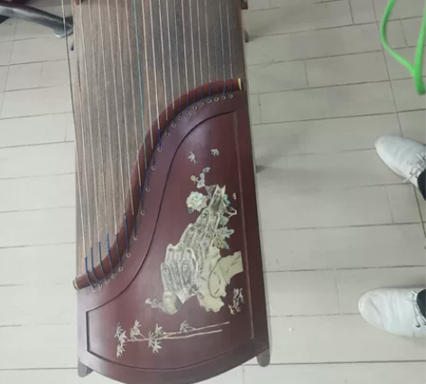 龙凤古筝,没擦,用的琴弦都是敦煌正品古筝A...