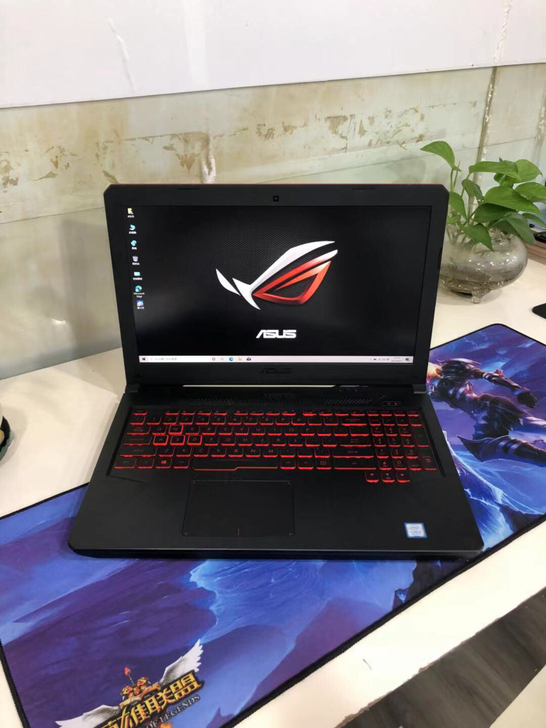 八代i5四核 1050独显4G 华硕飞行堡...