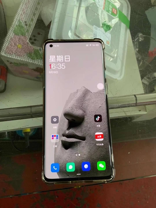 一加8pro 8+128g,送原装充电...