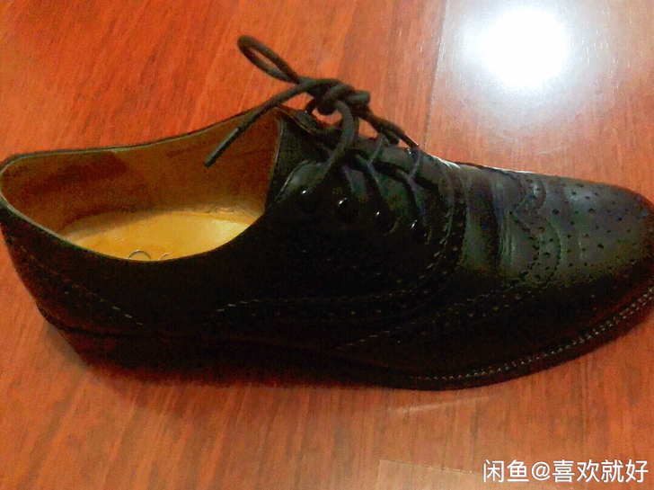 37码黑色皮质布洛克系带百搭女鞋