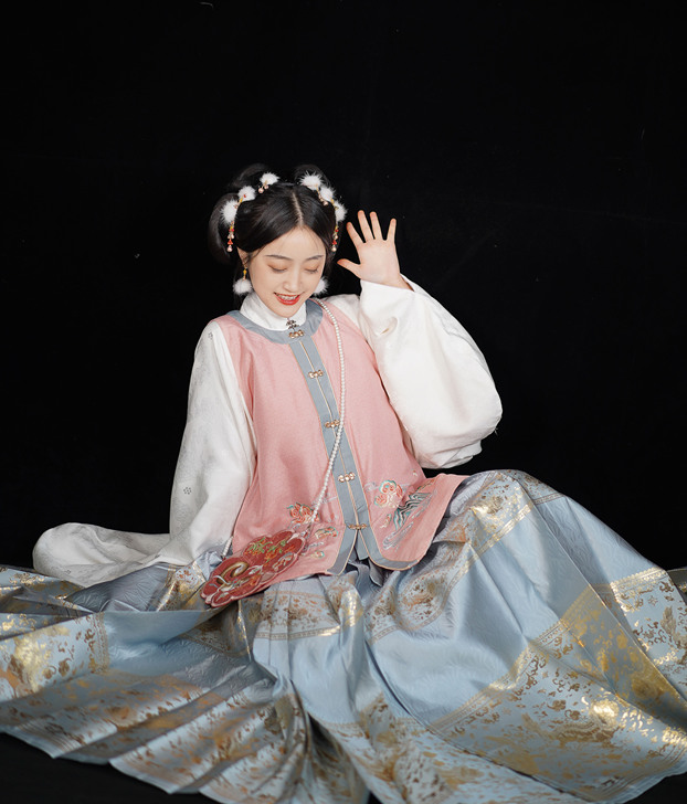 出（可换素色马面）