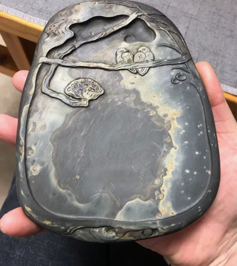 歙砚老坑金星金晕,纹理漂亮,石质细腻,雕刻...