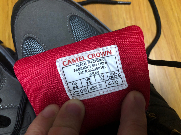 Camel/骆驼 登山鞋，感觉买点小了