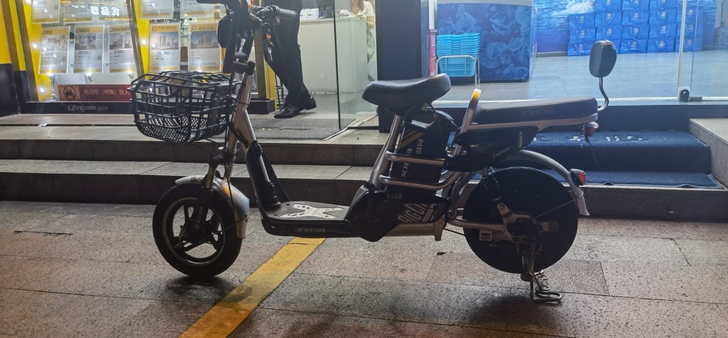 转让台铃电动车一辆700元