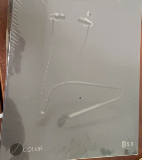爱奇艺智能verb无线耳机，朋友送的，未拆...