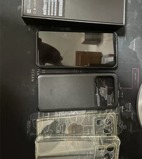出售闲置小米11ultra12-512顶配...