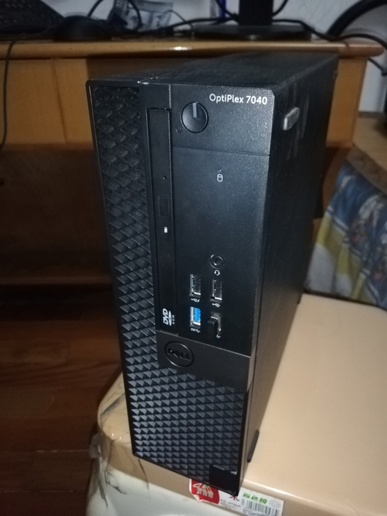 DELL  OPtiPlex  7040工...