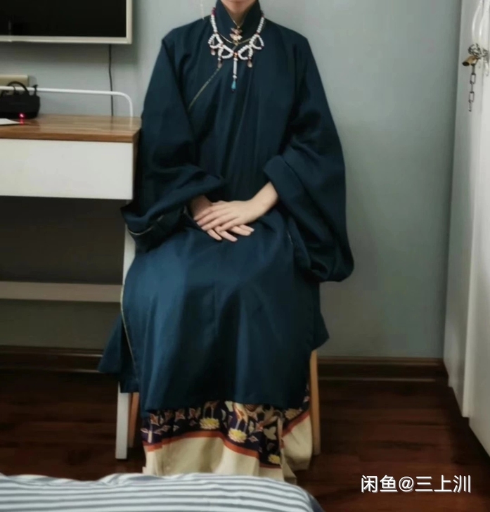 胡桃简制立领斜襟长衫明制汉服纯色圈金日常春秋