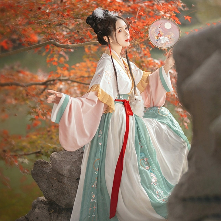 醉雨朵兔莲语汉服女正品原创中国风白菜晋制齐...