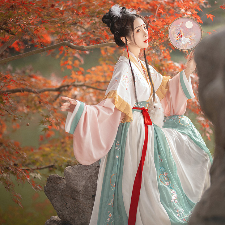 醉雨朵兔莲语